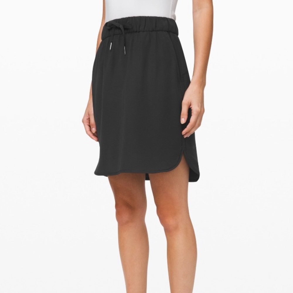 On The Fly Skirt in Black